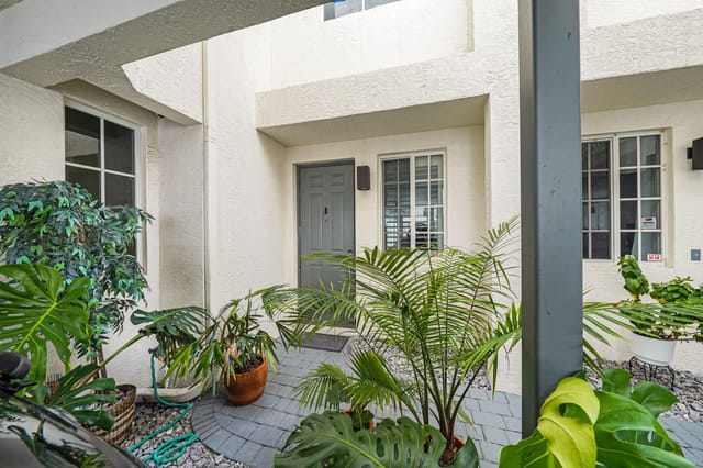 131 SE 7TH Way 131, Pompano Beach, FL 33060