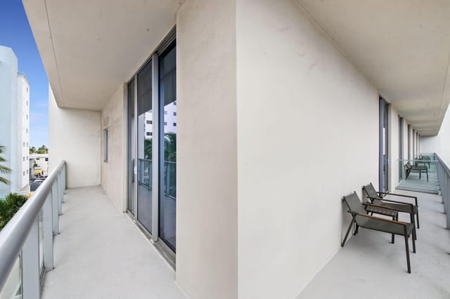 Wraparound Balcony