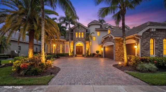 10586 Versailles Boulevard, Wellington, FL 33449