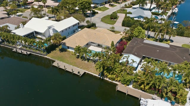 2810 NE 52ND Street, Fort Lauderdale, FL 33308