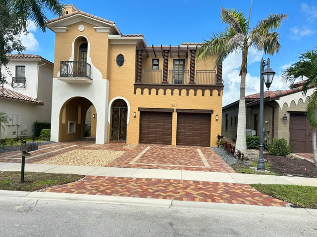 9571 Kenley Court, Parkland, FL 33076