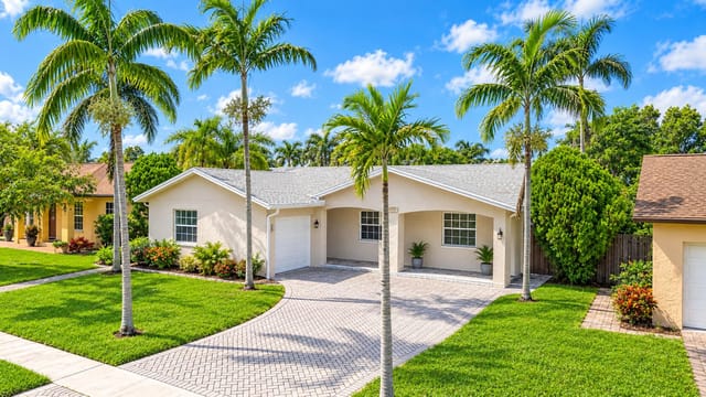 10975 NW 27th Place, Sunrise, FL 33322