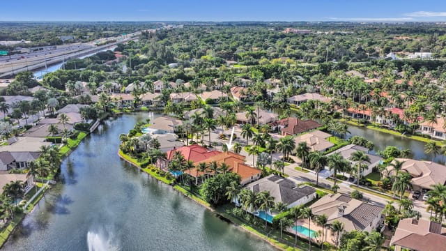 10940 HAWKS VISTA Street, Plantation, FL 33324