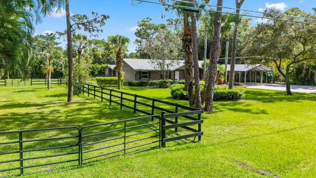 4692 122ND Drive N, The Acreage, FL 33411