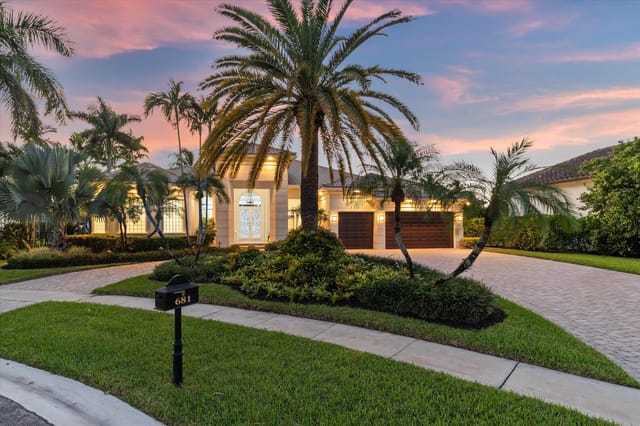 681 Carrotwood Terrace, Plantation, FL 33324