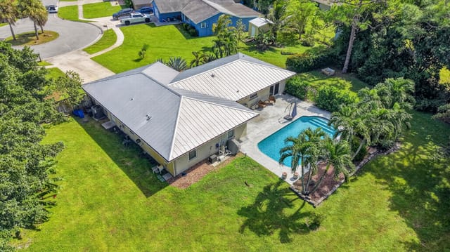 127 Raven Court, Royal Palm Beach, FL 33411