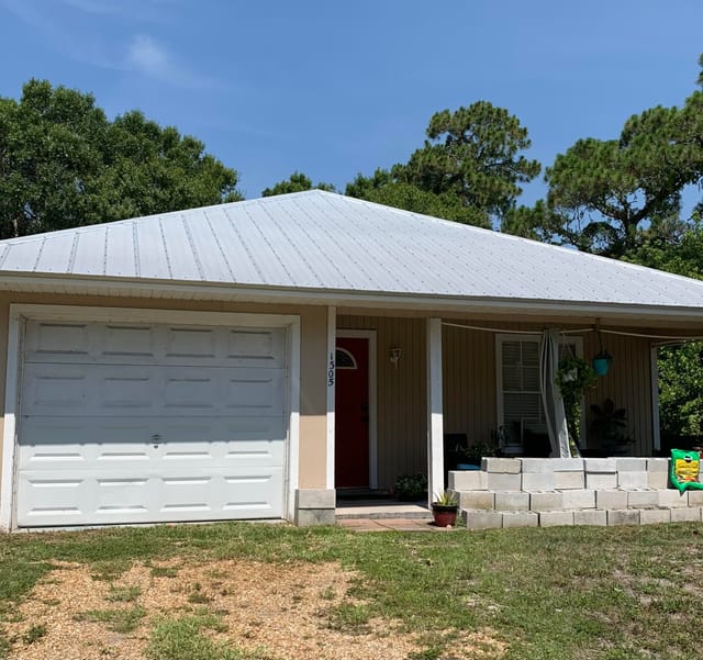 1305 20th Avenue SW, Vero Beach, FL 32962