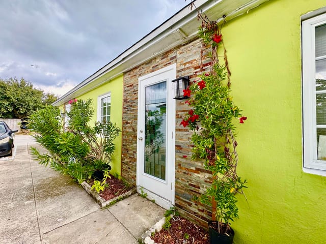632 N M Street A, Lake Worth Beach, FL 33460