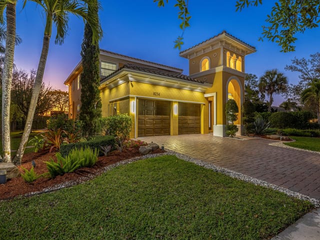 8256 BRADFORD Way, Parkland, FL 33076