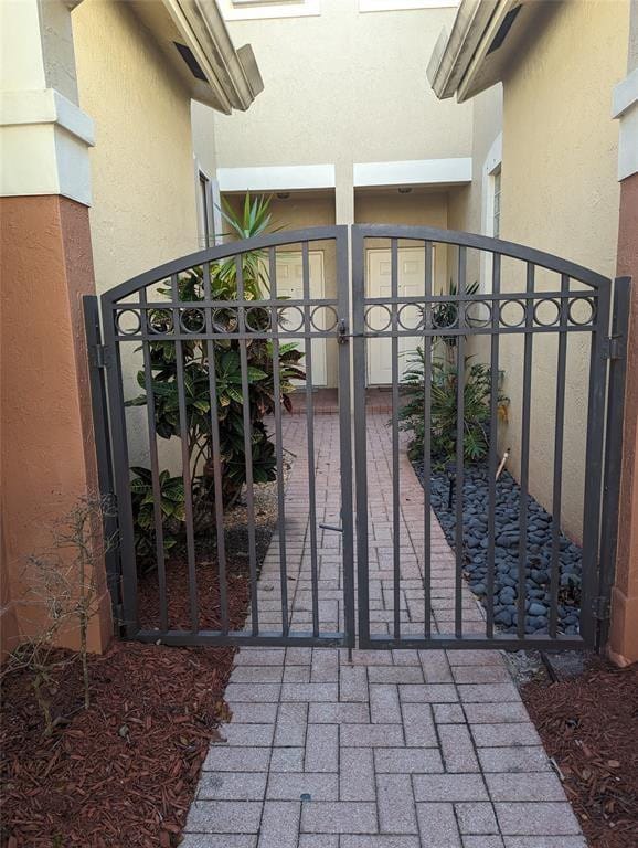 4102 FOREST Drive, Weston, FL 33332