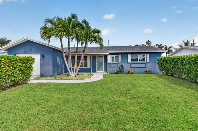1023 SW 25TH Place, Boynton Beach, FL 33426