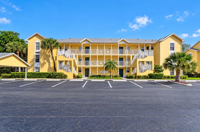 6284 La Costa Drive E, Boca Raton, FL 33433