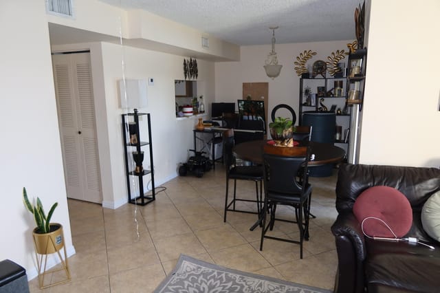 781 NW 91ST Terrace, Plantation, FL 33324