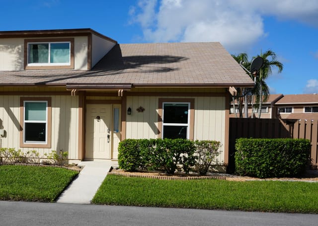 354 MAPLECREST Circle, Jupiter, FL 33458