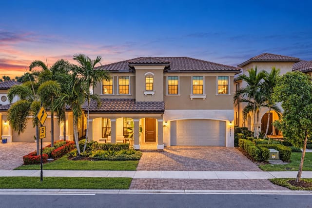 12143 S Baypoint Circle, Parkland, FL 33076