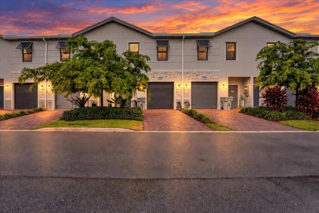 353 NW 9TH Street, Pompano Beach, FL 33060