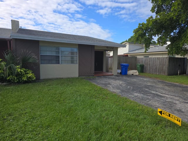 6132 SW 4TH Street, Margate, FL 33068