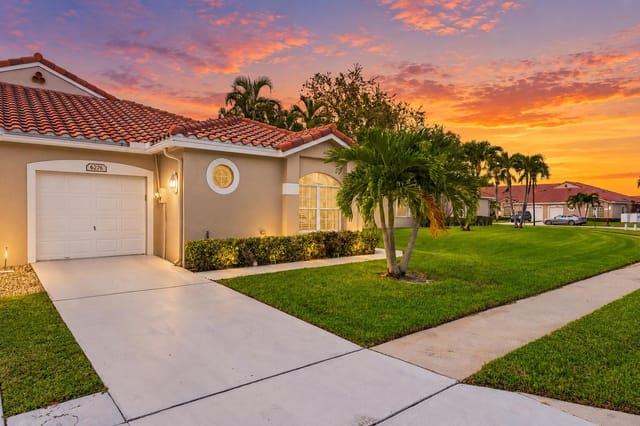 6276 LONG KEY Lane, Boynton Beach, FL 33472
