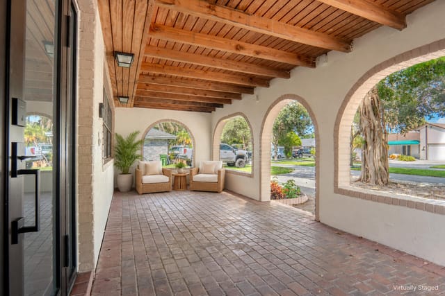 05__SEF0109-HDR_VIRTUALLY-STAGED
