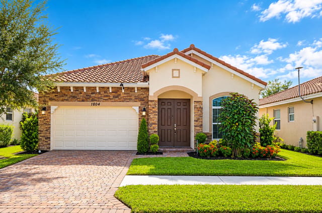 1804 BERKSHIRE Circle SW, Vero Beach, FL 32968