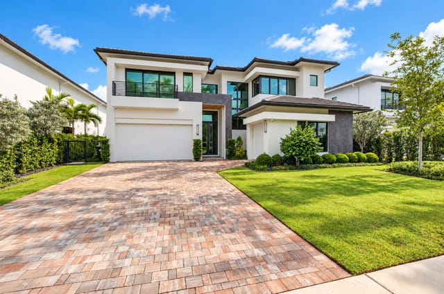 2252 Delray Ridge Lane, Delray Beach, FL 33444