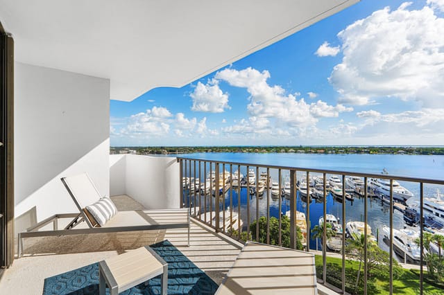 1200 Marine Way 902, North Palm Beach, FL 33408