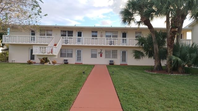 237 NORWICH J 237, West Palm Beach, FL 33417