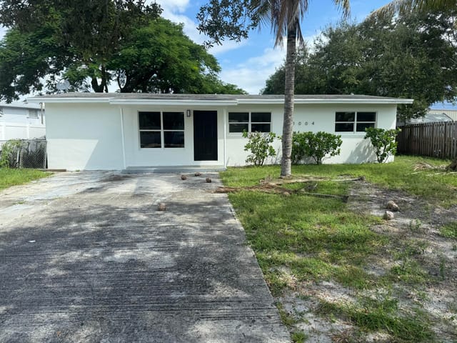 1004 SW 22ND Avenue, Fort Lauderdale, FL 33312