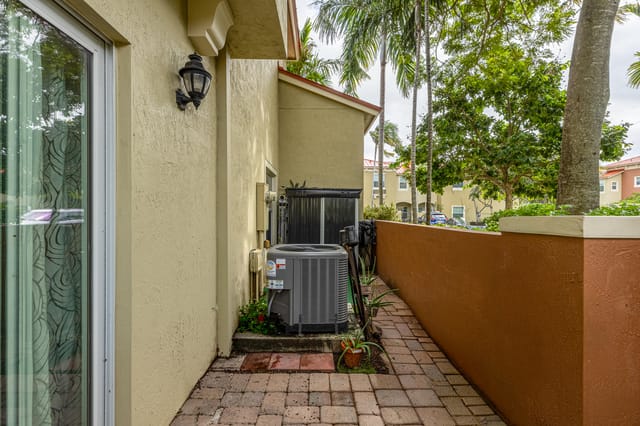 113 MONTEREY BAY Drive, Boynton Beach, FL 33426