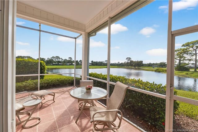 2223 NW Seagrass Drive, Palm City, FL 34990