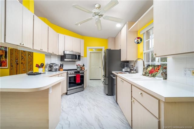 Stainless appliances.