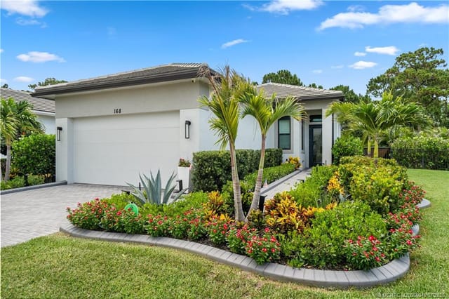 168 SE Strada Cervaro, Port St. Lucie, FL 34952