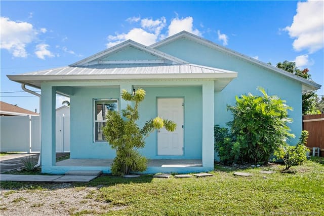 5807 SE Mitzi Lane, Stuart, FL 34997